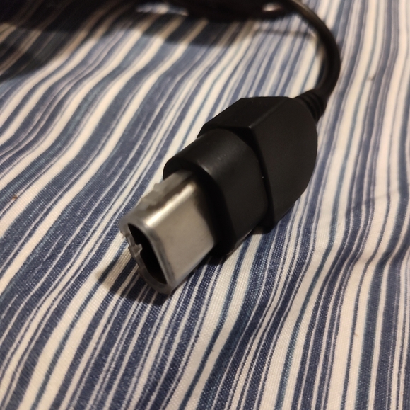 Vintage Xbox Gamester Controller - Picture 2 of 6